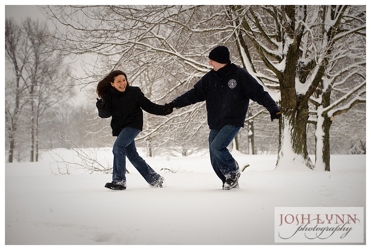 JL6_4559 Snow engagement session